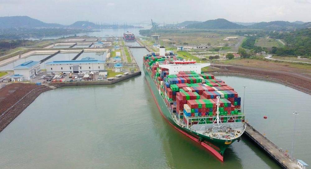 Con la llegada de las lluvias, el Canal de Panamá aumenta el calado de los buques