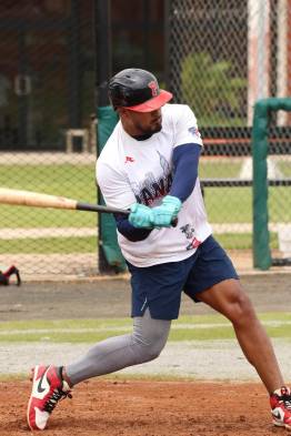 Carlos Lee y Einar Díaz, dos coach de bateo de lujo