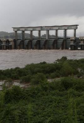 La crecida de un río deja al menos 7 muertos en el centro de China