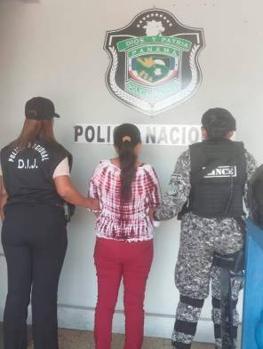 Violaban y maltrataban a su propia hija