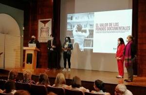 Fotografías y documentos construyen la memoria histórica del país