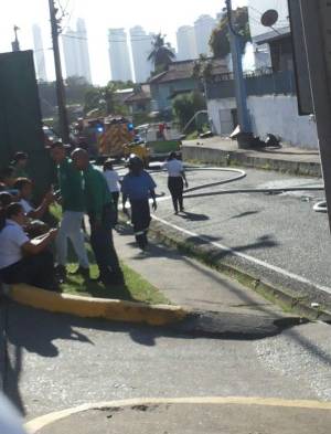 Se queman dos casas en Parque Lefevre