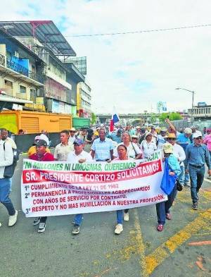 Profesionales agropecuarios no descartan paro