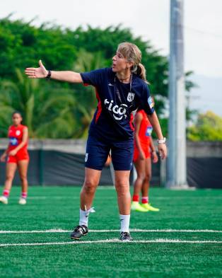 ‘Nati’ pide a las chicas que compitan desde el minuto 1