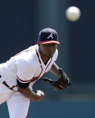 Colombiano será el abridor de los Bravos