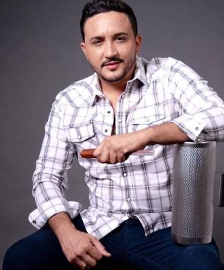 Lucho Pérez está cansado de que le den plomo