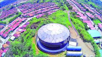 Tanque de acero vitrificado en San Lorenzo.