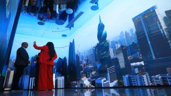 El espacio incluye mapas interactivos, contenido audiovisual y experiencias inmersivas que muestran la diversidad de destinos del país.