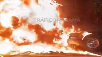 Hasta el momento, no se ha informado sobre personas lesionadas ni las causas que originaron el fuego.