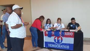 Inscripción para votar por la alianza y quien será el compañero de fórmula de Gaby Carrizo.