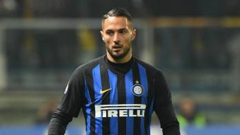 D'Ambrosio jugó con un dedo de un pie fracturado