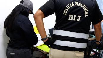 Las diligencias de las autoridades correspondientes .