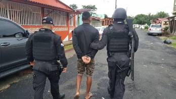 Detienen a ocho presuntos antisociales.