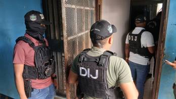 Los operativos continúan para capturar a más involucrados. Este delito constituye una violación grave de los derechos humanos orientada a la explotación (laboral, sexual, servidumbre o trabajo forzado).
