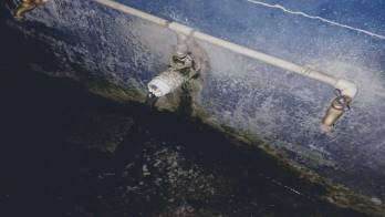 El personal inició las gestiones correspondientes para reponer la llave y restablecer el suministro.