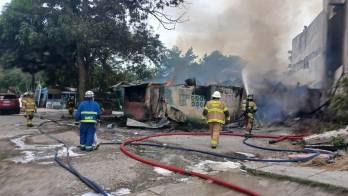 El incendio se suscitó cerca de las 2:00 p.m.