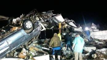 Al menos 50 personas mueren por el impacto de varios tornados en EEUU