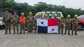 Este grupo permanecerá aproximadamente siete días colaborando en las labores de búsqueda de sobrevivientes en Venezuela.