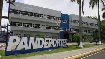 Auditores de la Contraloría le caen a Pandeportes
