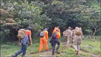 Son 23 rescatistas los que están participando en el operativo en Chiriquí y la comarca.
