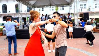 Casco Peatonal celebró su primer aniversario con una jornada llena de cultura, música y tradición.