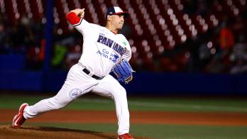 Paolo Espino le ha brindado su experiencia a Panamá.