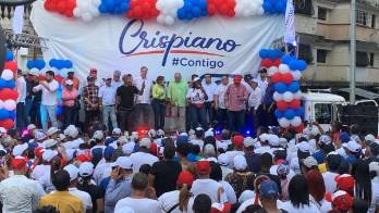 Realizó cierre de campaña frente a simpatizantes de Santa Ana.