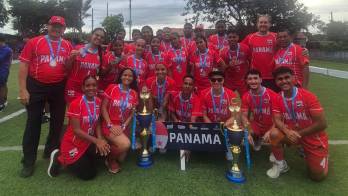 En la categoría femenina, Panamá se quedó con la presea de plata.