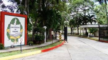 Lo separaron de la UP sin derecho a salario, pero alguien cobró cheques con sus datos