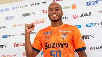 Alfredo Stephens nuevo jugador del Shimizu S-Pulse.