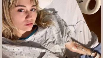 Miley Cyrus es operada de las cuerdas vocales y ¡quedó muda!