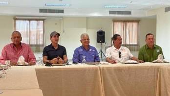 Blandón, Roux, Muñoz, Álvarez y Brea se reúnen, ¿Habrá alianza para el 2024?