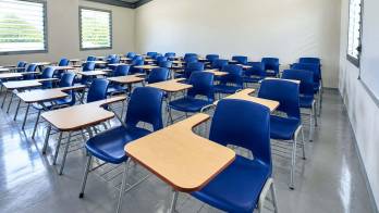 El Ministerio de Educación suspendió las clases del turno vespertino en los centros educativos del país luego del sismo.
