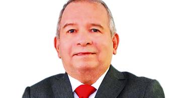 Edgardo Murgas, columnista