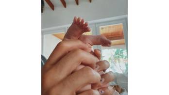 Fotos: Índigo, Evaluna en trabajo de parto y Camilo cantando