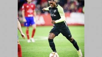 Gijón del ‘Pumita' sale con un punto