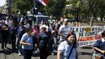 Tienen dos prioridades, el salario básico profesional y el escalafón docente.