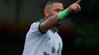 Richard Rodríguez doma al Herrera FC