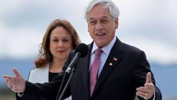 Piñera felicita a la expresidenta Bachelet