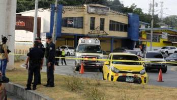 Expresidiario recibió 28 tiros en la Transístmica y lucha por su vida