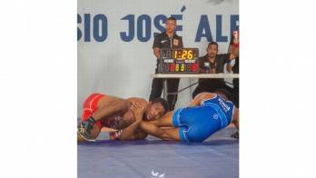 Más de 200 atletas se dieron cita en la justa.