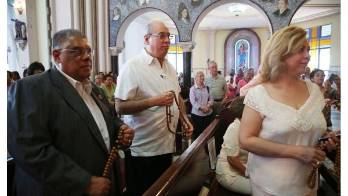 José Ayú Prado estuvo ayer muy religioso.