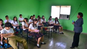 Mil 775 centros están pendientes de revisión.