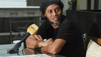 Ronaldinho ha sido el mentor de la carrera del argentino.