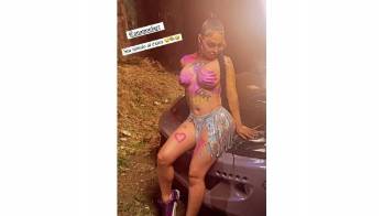 Anyuri viene con un video caliente