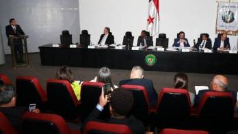 Discuten propuesta que crea la supervisión de abogados a personas jurídicas