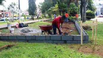 Realizan instalación de equipos biosaludables