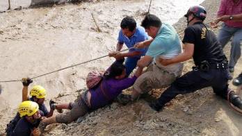 Se calcula que la cifra de damnificados aumentó a más de 120 mil. Ya está llegando la ayuda al Perú.