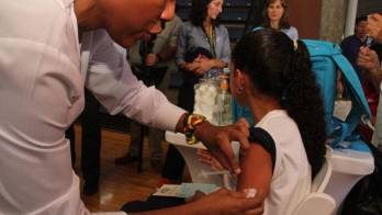 El mayor riesgo para contraer cáncer de cuello uterino es la infección por VPH.