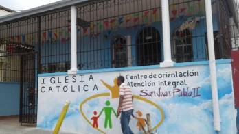 Centro de atención fue inaugurado ayer por Ulloa.